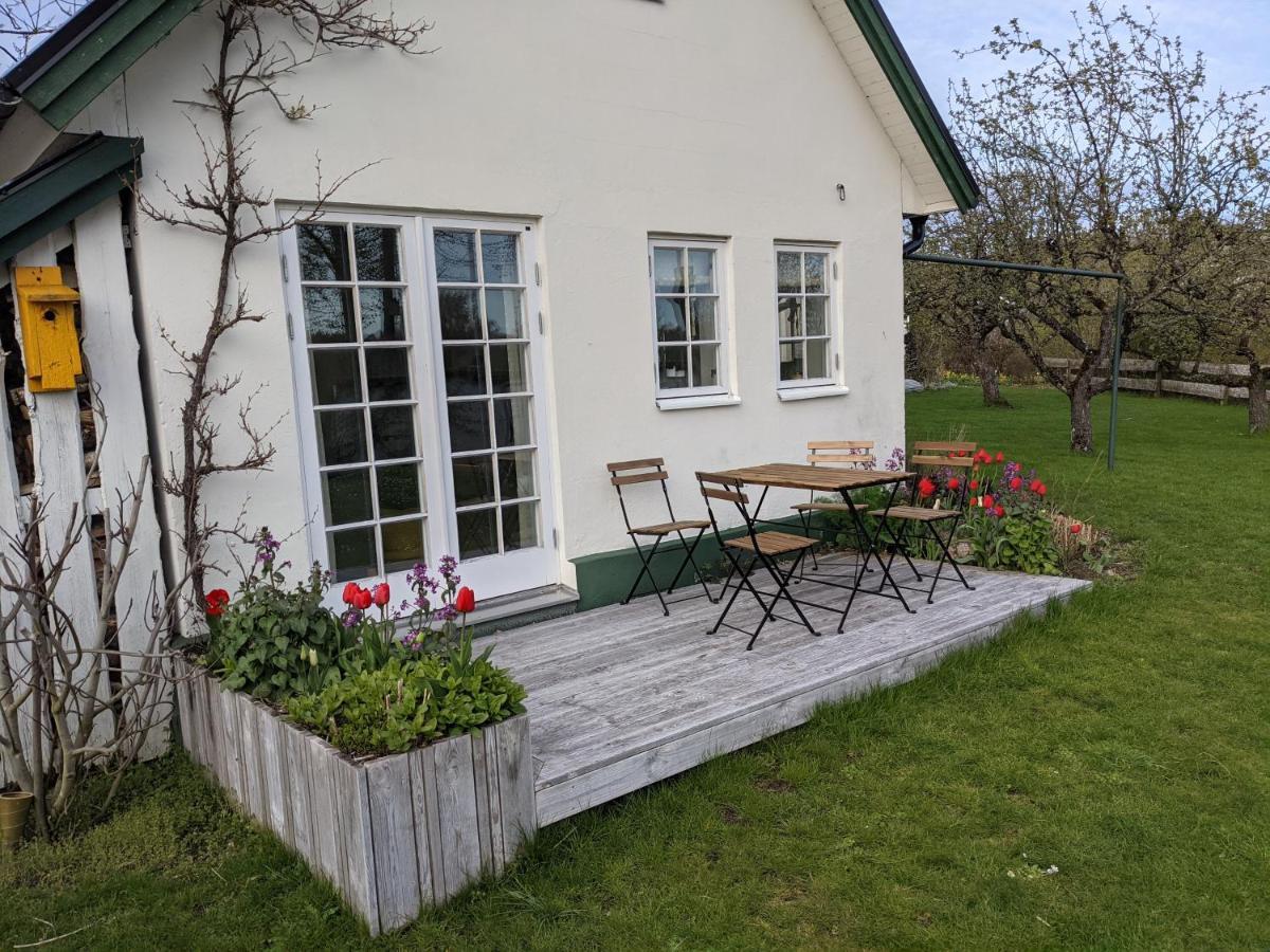 Lillan Hotel Torna Hallestad Exterior photo